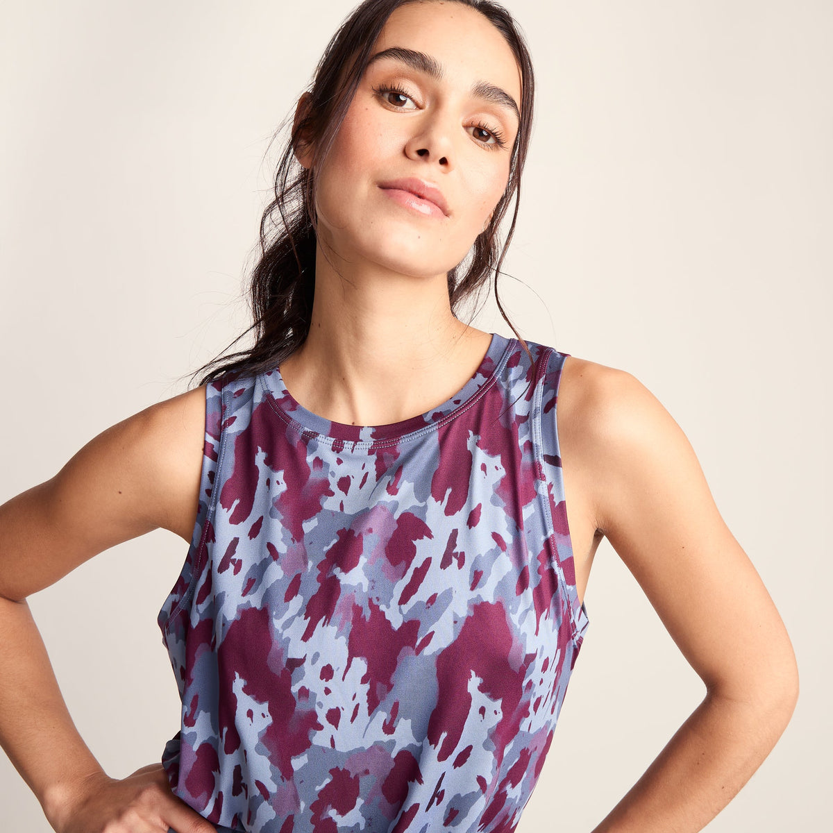 Quinn Womens Performance Vest - Smokey Blue Print