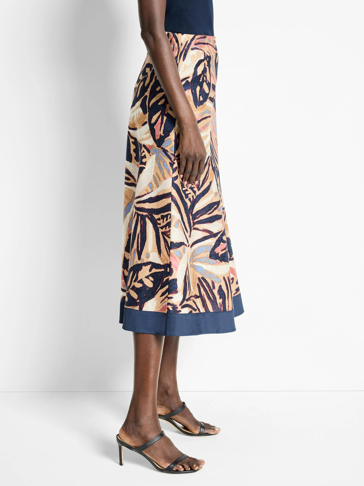 Terracotta Garden Skirt