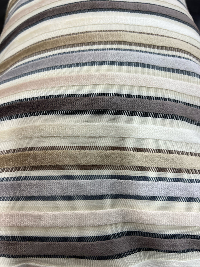 PILLOW STRIPPED