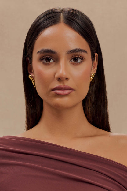 Alicia Horizontal Earrings Gold