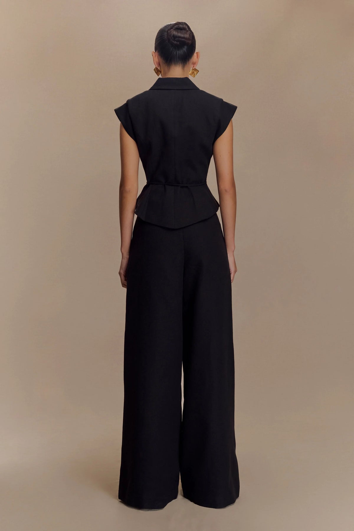 Andina Shortsleeve Linen Top Black