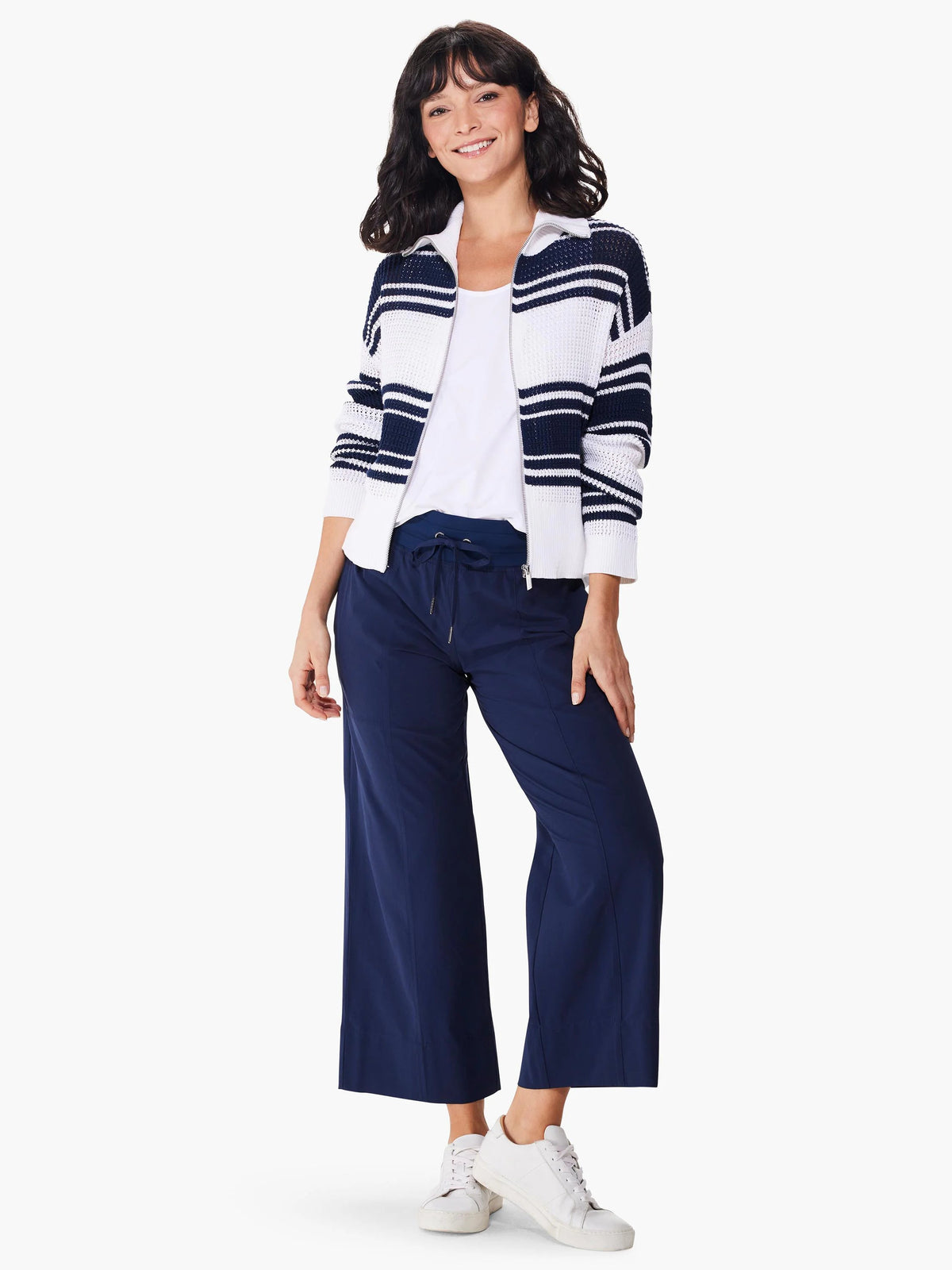 Tech Stretch Wide Leg Crop Pant