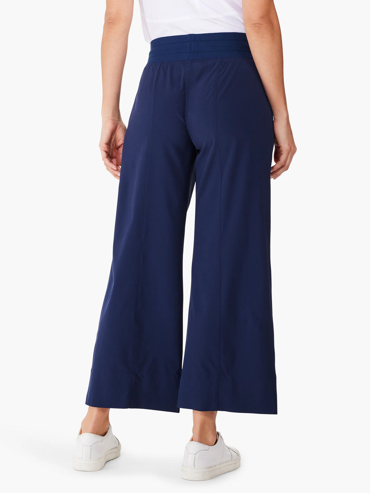 Tech Stretch Wide Leg Crop Pant