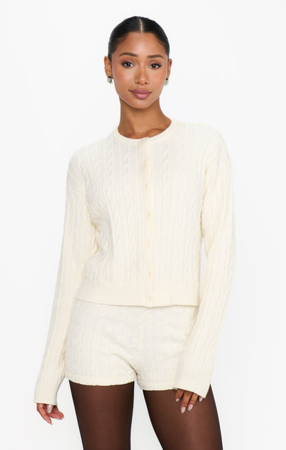 Throw on Cardigan ~ Snow Cable Knit
