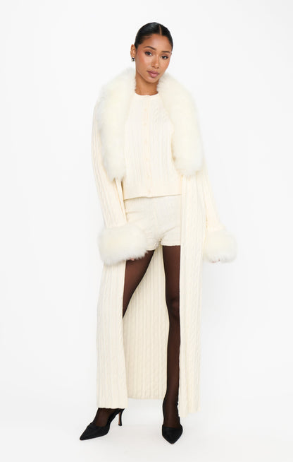 Throw on Cardigan ~ Snow Cable Knit