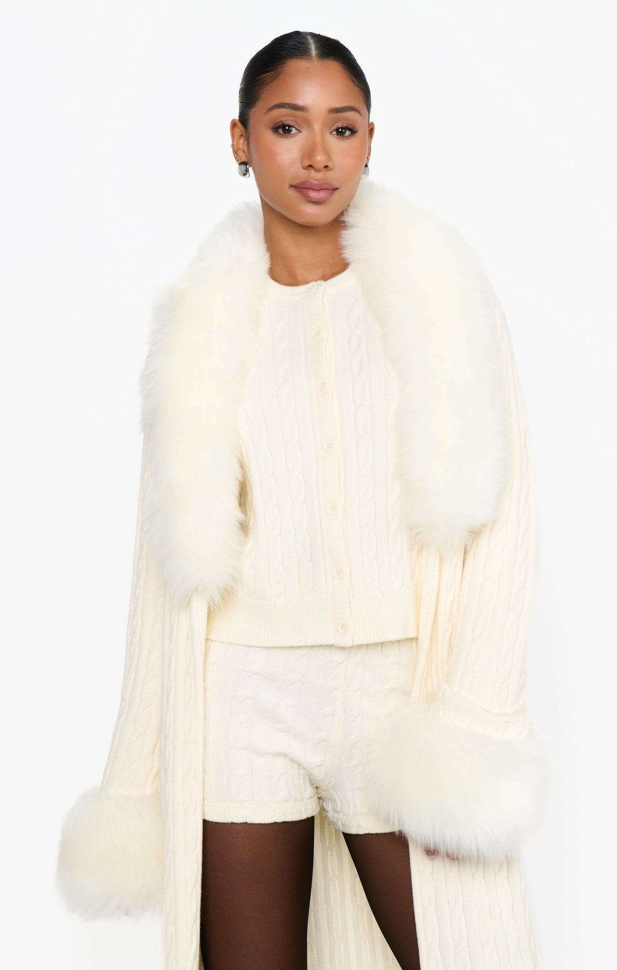 Throw on Cardigan ~ Snow Cable Knit