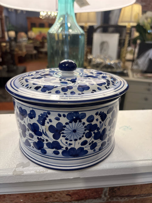 BLUE/WHITE FLORAL BOWL W/LID
