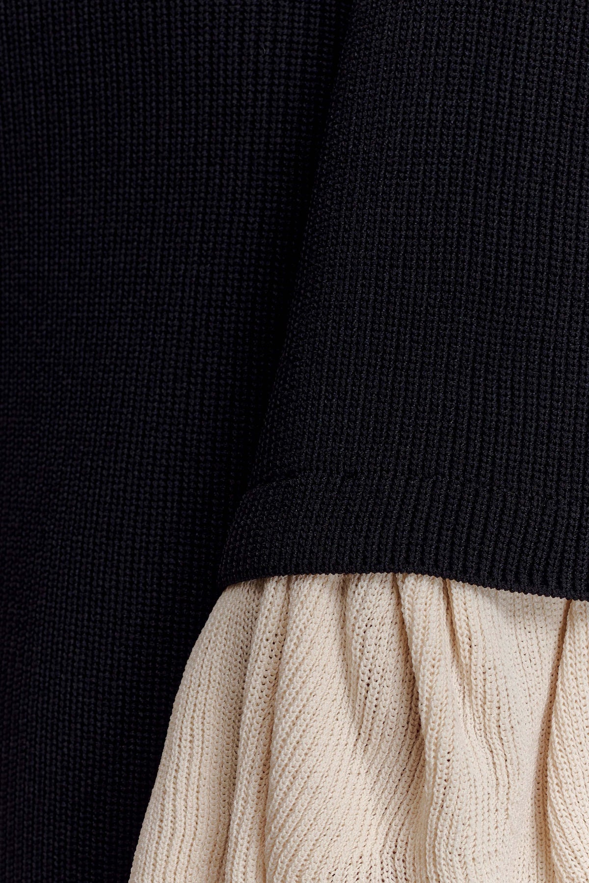 Amirose Ruffle Knit Midi Dress Black