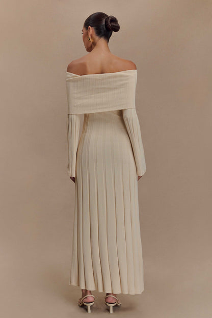 Alonza Long Sleeve Knit Midi Dress Cream