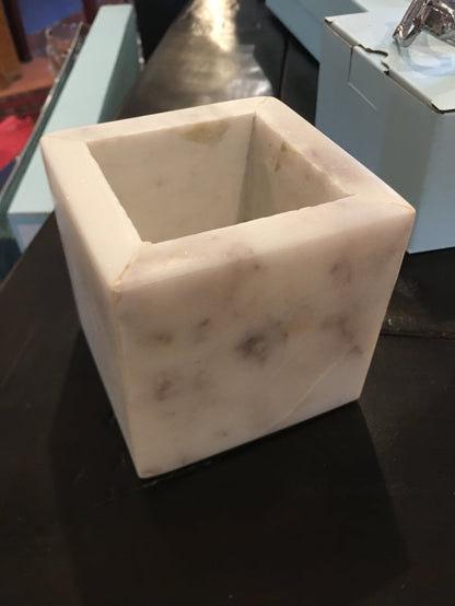 MARBLE CONTAINER WHITE