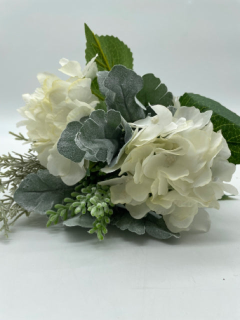 MIXED FOLIAGE WHITE HYDRANGEA BUNDLE