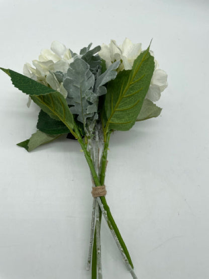 MIXED FOLIAGE WHITE HYDRANGEA BUNDLE