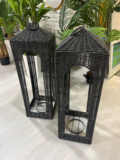 PAIR OF LANTERNS BLACK WOVEN RATTAN PER CONDITION